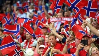 ノルウェー2部で試合中に28歳の元アイスランド代表MFが心停止…ピッチ上で心肺蘇生、容態は安定