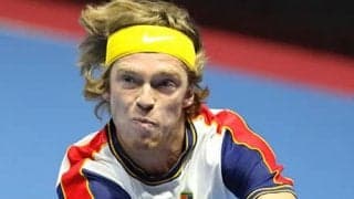  ルブレフ 完敗で初戦敗退 