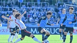 日本代表選出の川崎フロンターレ・旗手怜央「号泣した苦労人は優しく抱きしめられた」泣ける光景