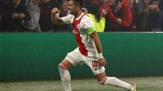 「面白過ぎる」ポストに股間直撃のタディッチ、“珍”ギプス姿で笑いを届ける 「それどこで売ってるの？」