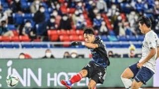 「エース交代」「ぶっつけ3バック」と長谷川健太監督の策がすべて裏目に出た90分【横浜FM、東京に大勝(2)】