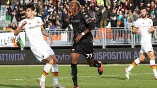 ローマが昇格組ヴェネツィアに金星献上…システム変更も実らず今季初のリーグ連敗に《セリエA》