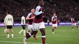 ハマーズがリバプールに今季初黒星を与える4連勝!　南野拓実はリーグ2試合連続途中出場《プレミアリーグ》