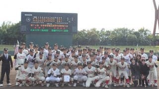 【高校野球】「ちょっといいですか？」　日大三島、初V記念写真で全員がフレームに収まった訳