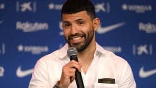 心臓の問題でリハビリ中のアグエロ、人気YouTuberとのコラボで元気な姿を見せる