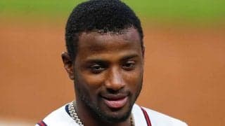 CSで助っ人がメジャー級美技　度肝抜かれたファン「人間やめてるw」「こんなの初めて」