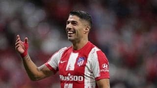 スアレスがアツい言葉で妻の誕生日を祝う「君が年を取っても…」メッシ妻たちからも祝福