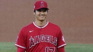大谷翔平、一人笑った“MLB最強の5人”画像に日米反響「みんなカッコよすぎてやばい」