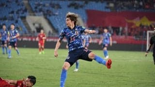 サッカー日本代表・伊東純也はもはや「日本のエース｣！｢止まらない｣｢止められない｣!!スピードスターがベトナム代表戦で貴重な｢先制ゴール｣＆｢幻のスーパーゴール｣【動画】