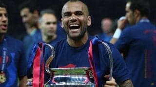 バルセロナがダニエウ・アウベスの加入合意を発表！約5年半ぶりにリーガの舞台へ