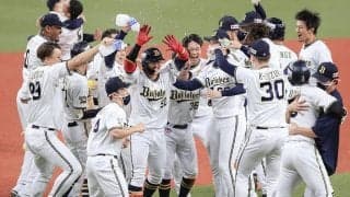 なぜオリ中嶋監督は“強攻策”を選択？　奇襲でなく必然…劇的決着を呼んだ信頼関係