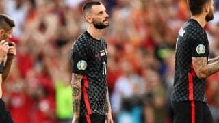 クリアが顔面に当たってオウンゴール…ブロゾビッチが赤面ミスに“自虐”