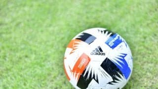 明治大学対流通経済大学、多数のプロ入り内定者が優勝を争ったリーグ最終戦での直接対決【日本サッカーの重要な育成機関「大学サッカー」】(1)