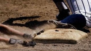 大好きな野球に「行きたくない」　出場機会なし、怖い指導者…保護者はどう向き合う？