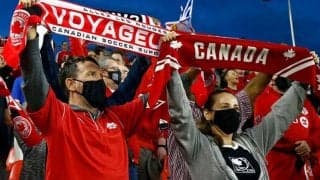 完全にKO…ピッチ侵入者への容赦ないタックルに反響「逆に心配になる」「ラグビーチームは契約を」