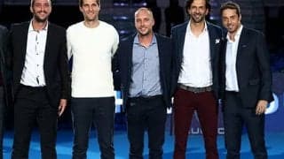  引退した5選手の活躍を表彰 