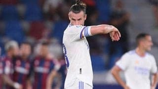 レアルサポがベイルに対し\"Fワード\"、暴言とともに物を投げ付ける