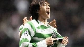 中村俊輔、伝説のFKから15年。左足の「魔法」によって現地記者の人生は大きく変わった