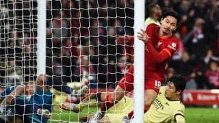 南野と冨安が夢の舞台でユニフォーム交換！ 試合後にピッチ上で会話も