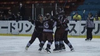 熱戦の末、明大に惜しくも敗北