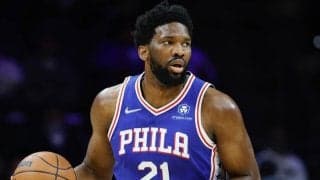 新型コロナ陽性で離脱のジョエル・エンビード、28日のウルブズ戦で復帰へ