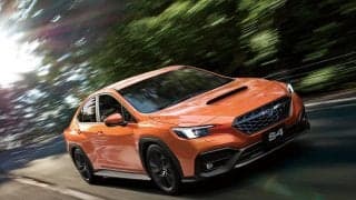 スバル、新型WRX S4（日本仕様）とレヴォーグの一部改良モデルを発表