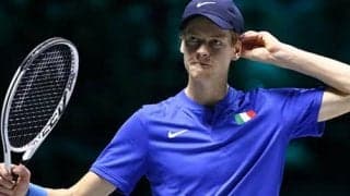 シナーがイズナーを圧倒し白星