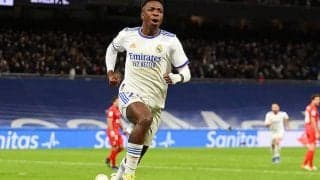 ヴィニシウスのゴラッソで土壇場逆転の首位マドリーがセビージャ撃破でリーグ4連勝!《ラ・リーガ》