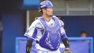 子どもたちにもオススメ　DeNA捕手陣の“珍練習”を専門家解説「小さく早く」