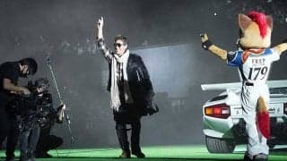 新庄ビッグボス、超高級車でド派手登場！　ファン感で宣言「暴れてもいいですか？」