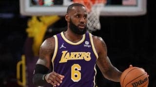 レブロン・ジェームズが安全・衛生プロトコル入り…コロナ陽性なら最低10日間は離脱へ