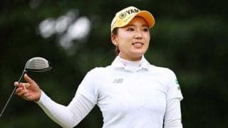 美術館を訪れた有村智恵、お洒落な私服ショットに反響「智恵プロとは思わなかった」