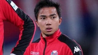 「たまにいる」札幌・チャナティップが雪の中でも半袖短パンの中島大嘉とツーショット、見ている方が「寒いって」