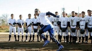 イチロー氏が今年2度目の高校生指導　日米通算708盗塁の“極意”伝授「一歩目の切り方」