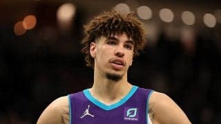 ホーネッツで活躍したレジェンドがボールを絶賛「あの謙虚さは素晴らしい」