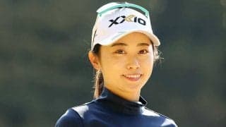 20歳安田祐香「お姉ちゃん、ありがとう」　キャディーの姉に“姉妹2ショット”で感謝