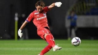 年間100試合撮影するカメラマンＨの「最も難しかったGK」と「優勝・川崎フロンターレが絶対外せなかった」DF【サッカー批評が選ぶ「2021年J1ベストイレブン」】カメラマンH編(1)