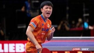 張本智和、ベスト4進出　香港のエース退ける＜卓球・WTTファイナル＞