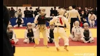 新人戦で優勝　新体制に弾みをつける