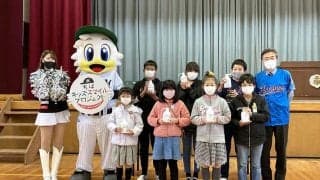 ロッテが消毒用アルコールディスペンサー4000本を寄贈　千葉市内の小学校など109校に