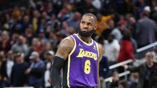 指揮官交代の噂にレブロンは「俺たち選手たちが、もっといい仕事をしなきゃいけない」