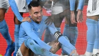 せこいのか、狡猾なのか…冷静にユニフォームを脱いでイエローカード、負傷離脱を悟り累積警告をリセット