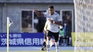 【2021年J2「ベスト11」＋α】CFは「得点王」ルキアンで文句ナシ！両ウイングの「若き日本人」と“勝利と育成”を両立してみせた「指揮官」(2)