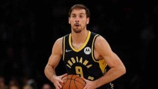 ペイサーズのTJ・マッコネルが右手首を手術…最低3カ月は離脱か