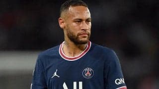 足首負傷のネイマール、ベンチプレスに続いて今度は体幹トレーニングで上半身をいじめ抜く