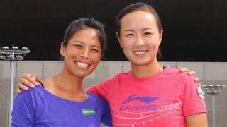 ダブルス名手のスーウェイ、ペンとの思い出の品をピカピカに磨き上げる