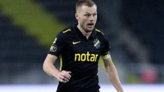 元サンダーランドの36歳セバスティアン・ラーションが来年も現役続行！ スウェーデン代表は今夏に引退