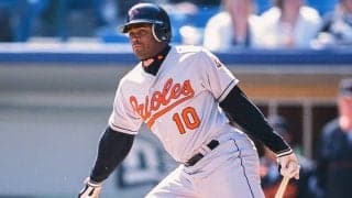 【MLB】「24時間営業のレストランよりオープン」強烈フォームの“ベスト9”に元助っ人