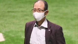 鷹・王貞治会長「頭脳を使った先駆け」　故・野村克也さんしのぶ献花台に献花
