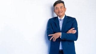 捕手も驚愕の“魔球ナックル”　通算595登板左腕の揺れ落ちる変化は「真似できない」